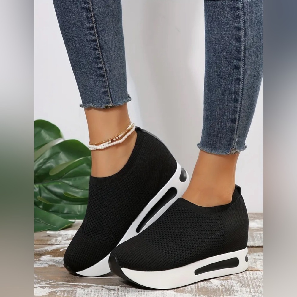 Black Slip-On Platform Sneakers for Women - Comfortable Knit Casual Shoe